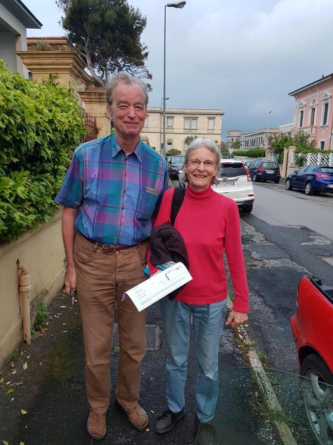 Villa Accademia Livorno Bagian luar foto
